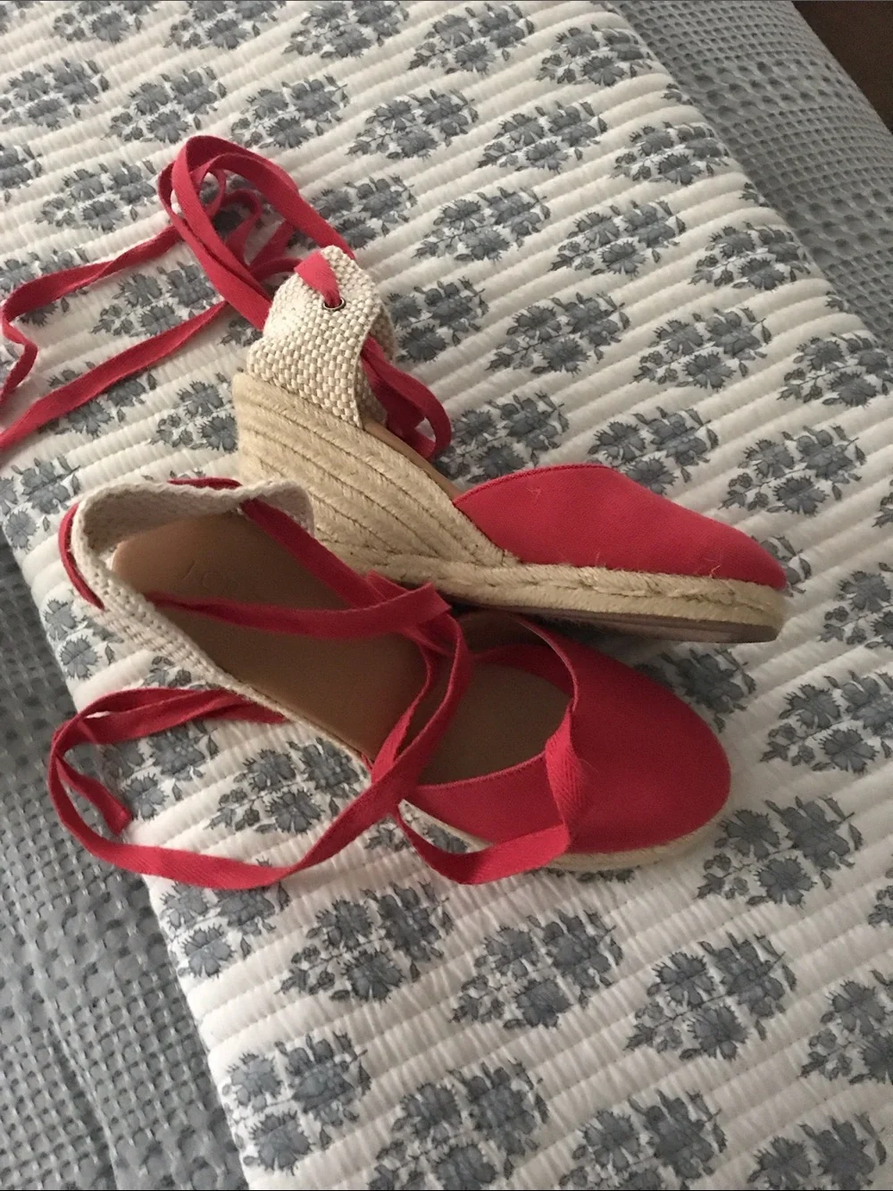 J. Crew pair crew